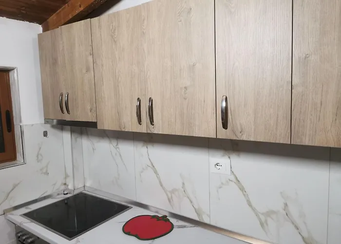 à Louer Au Cœur De Tirana